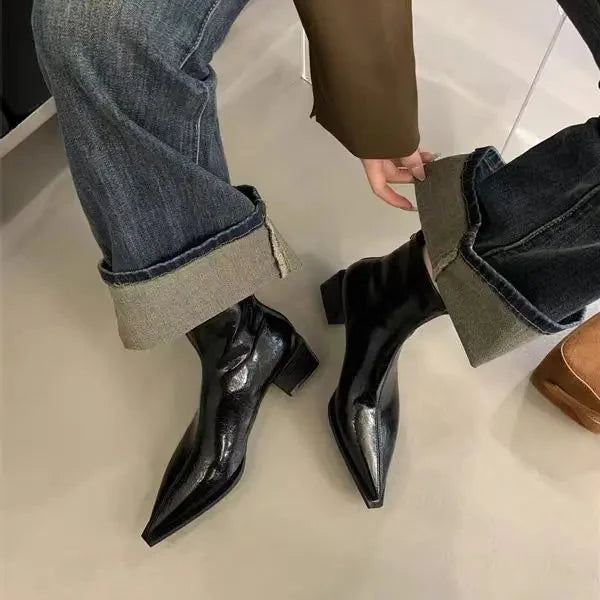 Laururea | Ankle Boots with Pointed Toe and Zipper