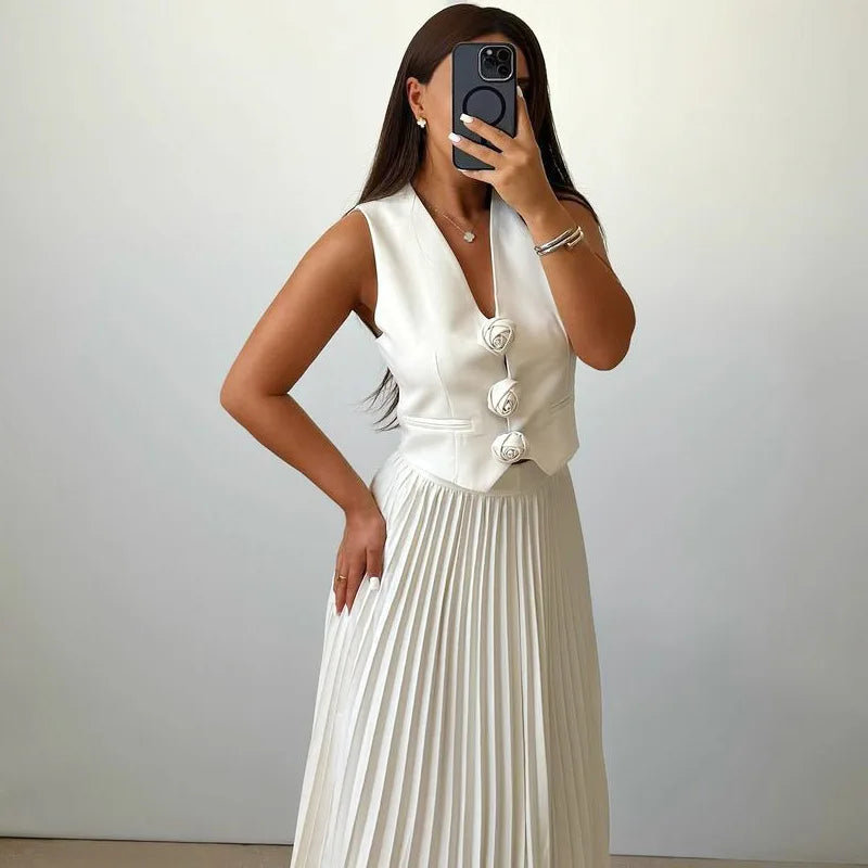 Beyza - Sleeveless V Neck Pleated Two Piece Set