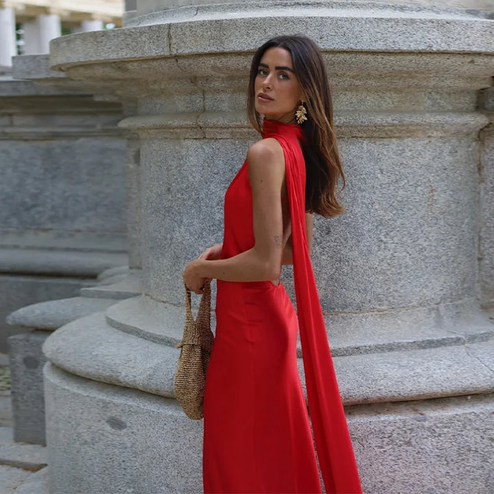 Lucila - Halter Neck Backless Maxi Dress