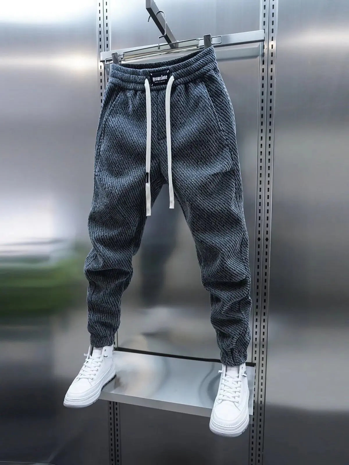 Jukka | Tapered Drawstring Jogger Pants