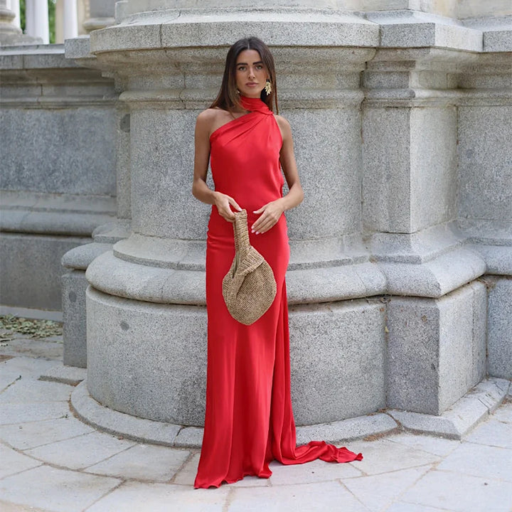 Lucila - Halter Neck Backless Maxi Dress