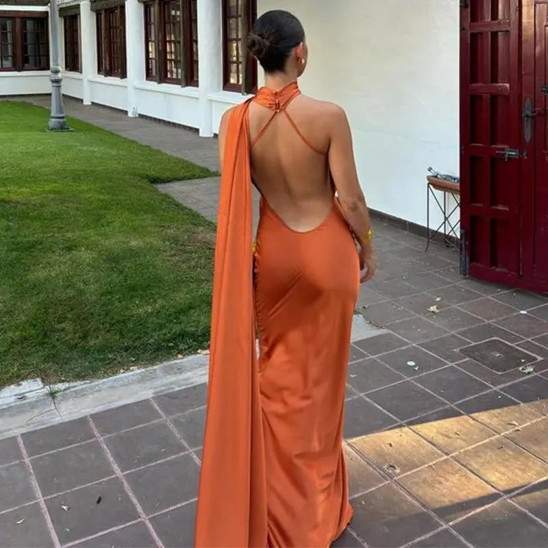 Lucila - Halter Neck Backless Maxi Dress