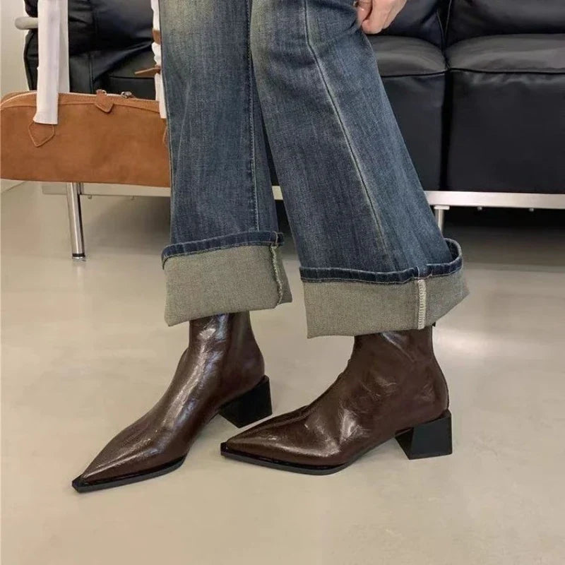 Laururea | Ankle Boots with Pointed Toe and Zipper