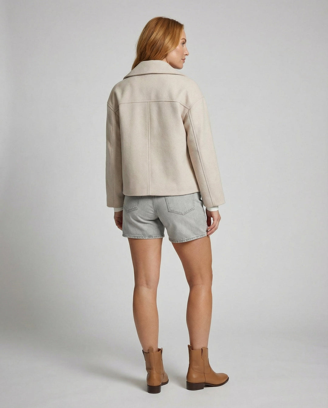 Lorraine | Jacket with Double-Breasted Buttons and Cropped Hem