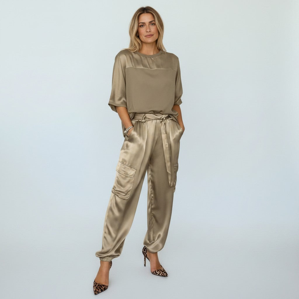Bresiailda | Two-Piece Set with Short Sleeves and Pockets