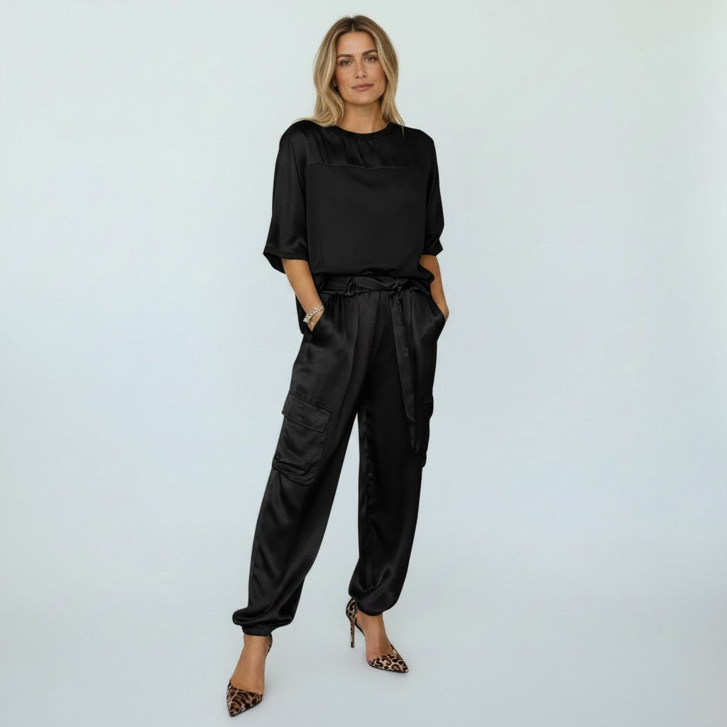 Bresiailda | Two-Piece Set with Short Sleeves and Pockets