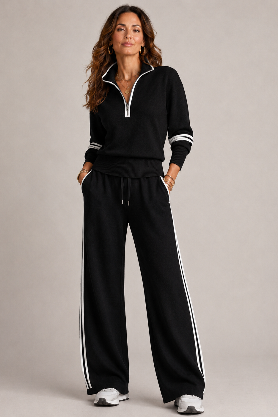 Laverne | Tracksuit with Quarter Zip and Contrast Stripes