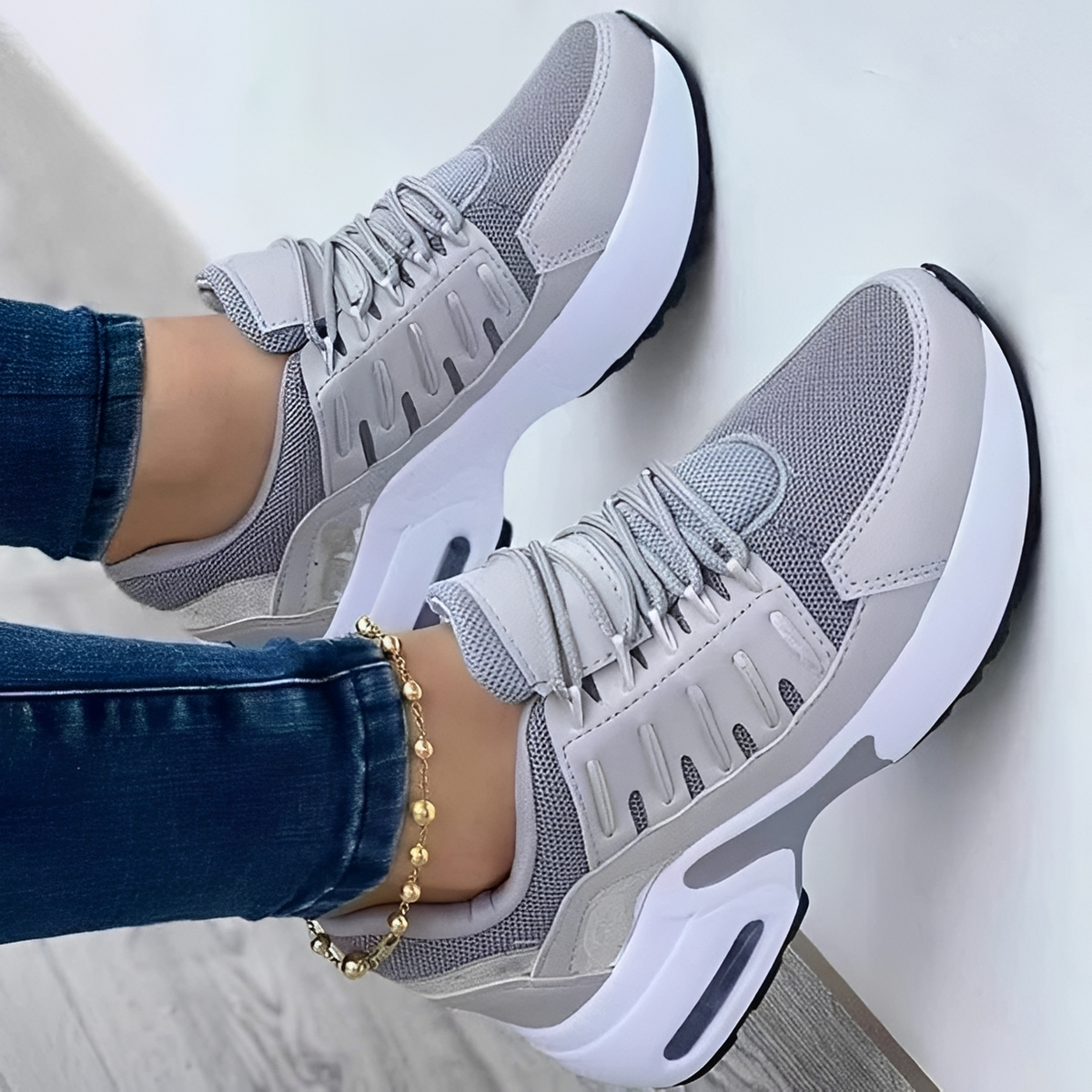 Petralelle | Comfortable Modern Sneakers with Stylish Design