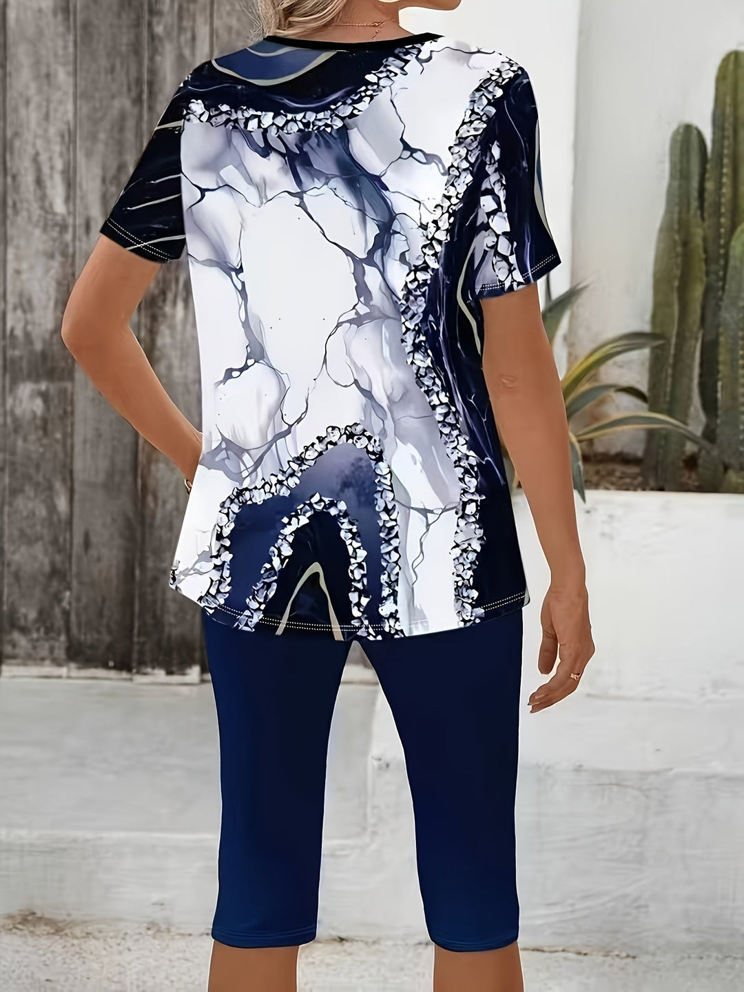 Merena | Two-Piece Abstract Print Short Sleeve Capri Set