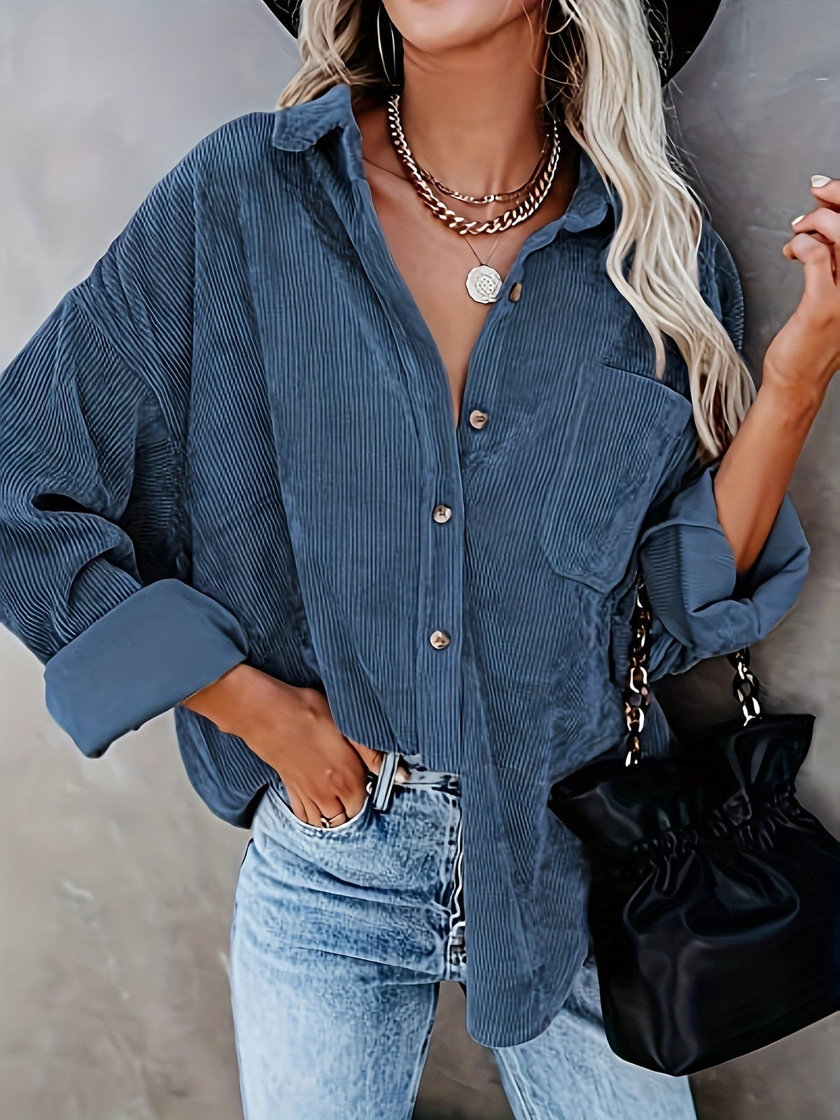 Magnius | Long Sleeve Button-Up Shirt with Pocket