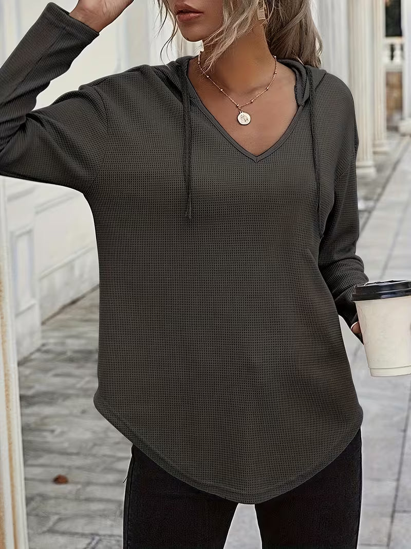 Heydi | Hooded Sweatshirt with V-Neck Curved Hem