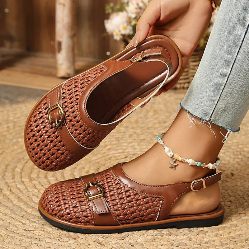Ghie | Woven Closed Toe Slingback Flat Sandals