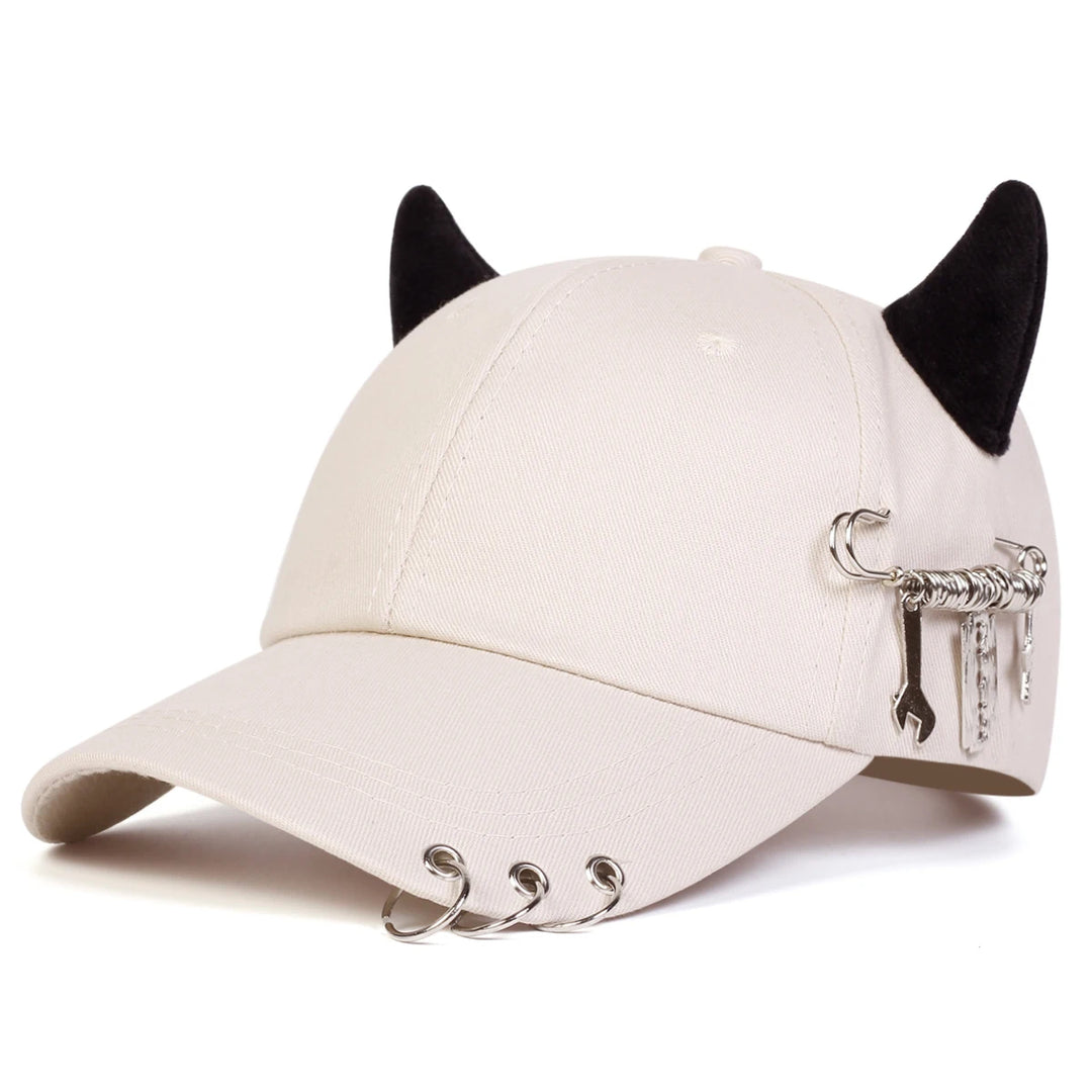 Gonzalez | Baseball Cap with Horn Charm Details