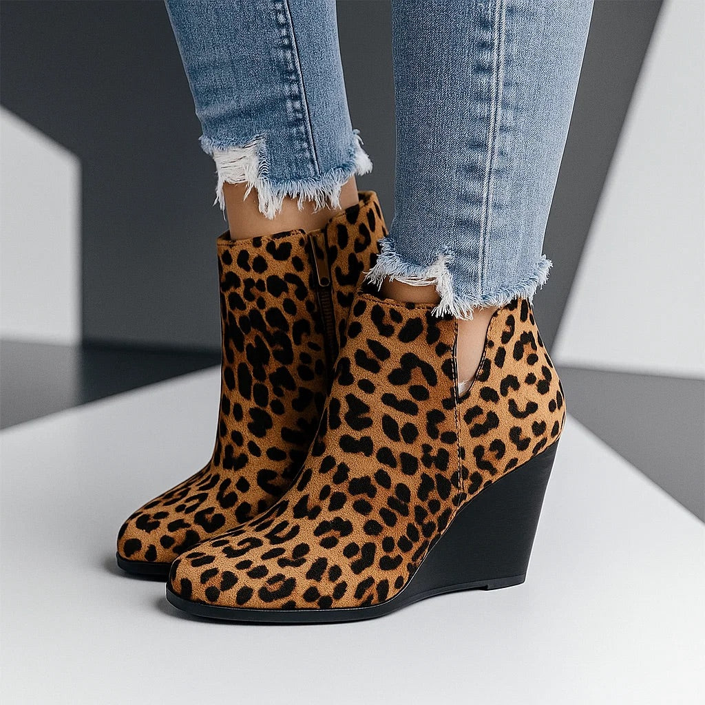 Celina | Ankle Boots With Wedge Heel and Zipper