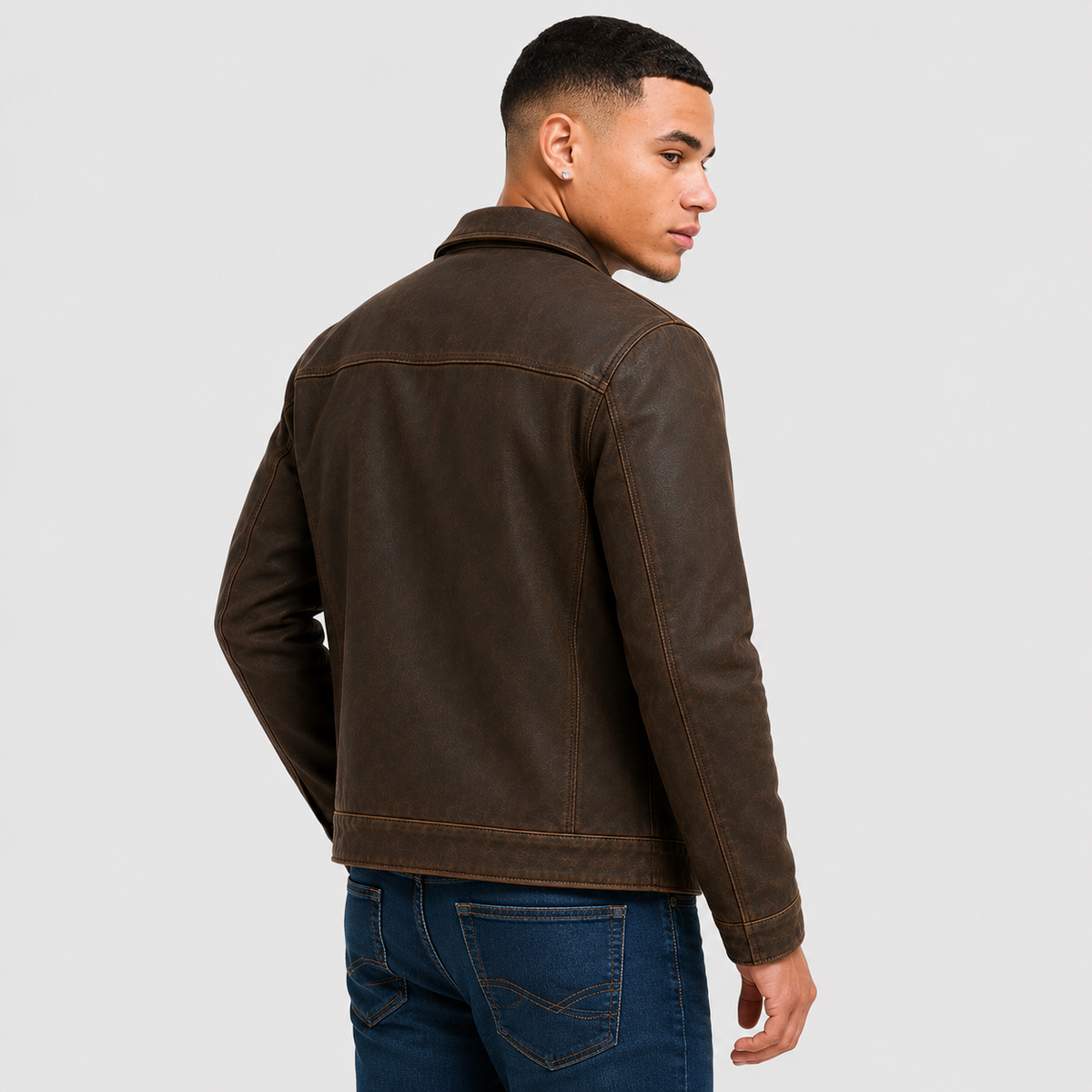Arcadio | Jacket With Point Collar and Front Zipper