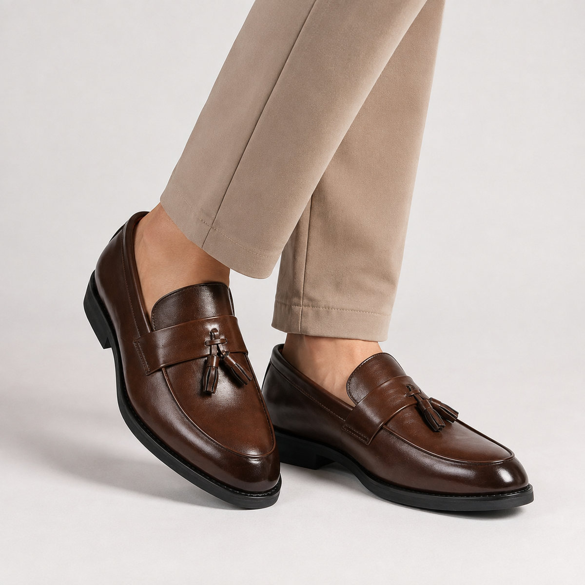 Leonides | Loafers With Tassels and Low Block Heels