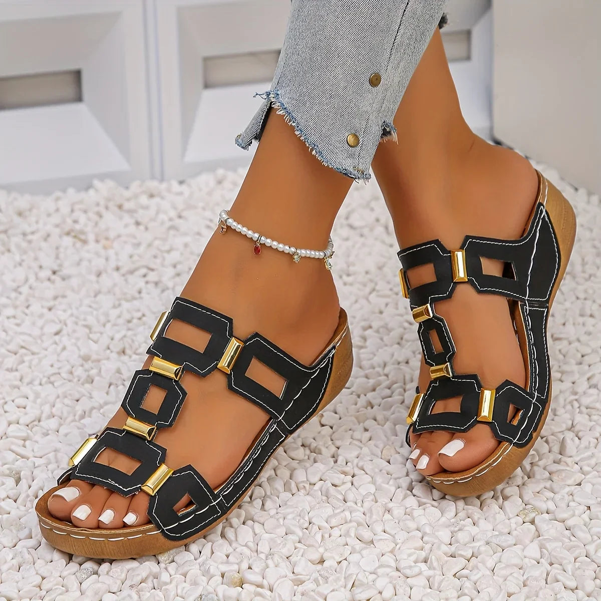 Norika | Open Toe Cutout Slide Sandals