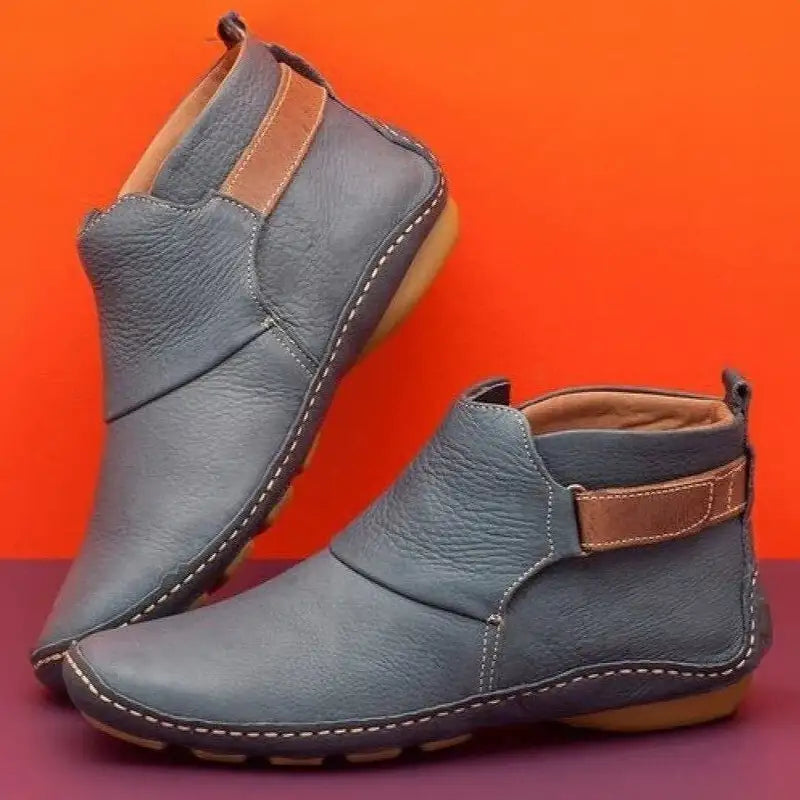 Oriaette | Soft Leather Ankle Boots with Flat Sole