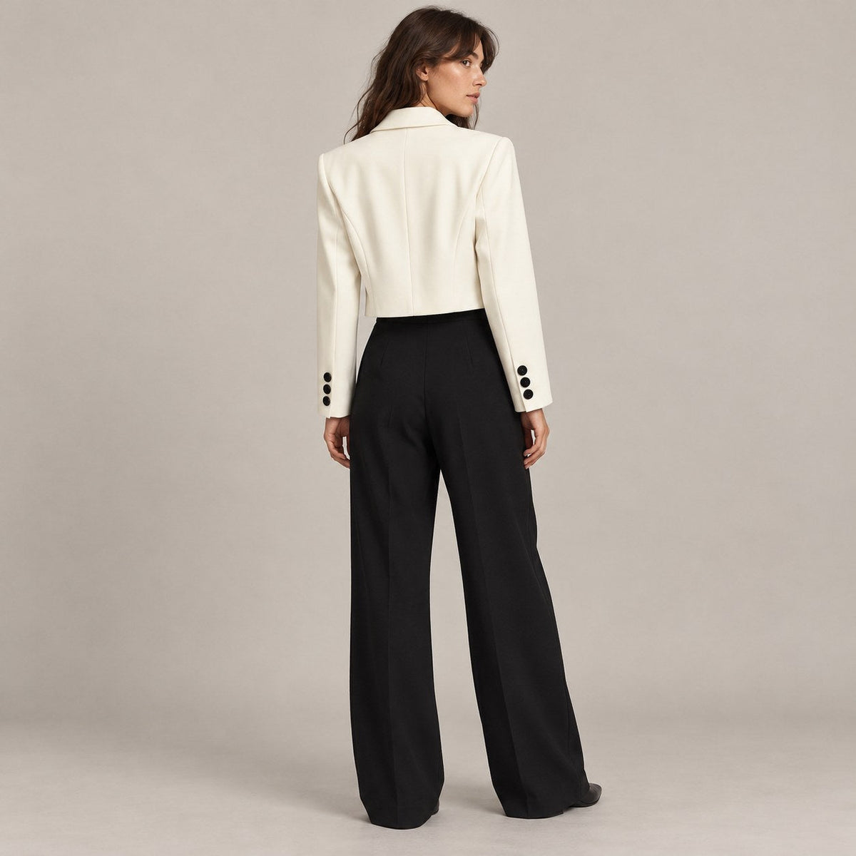 Opheaa | Cropped Blazer with Notched Lapel