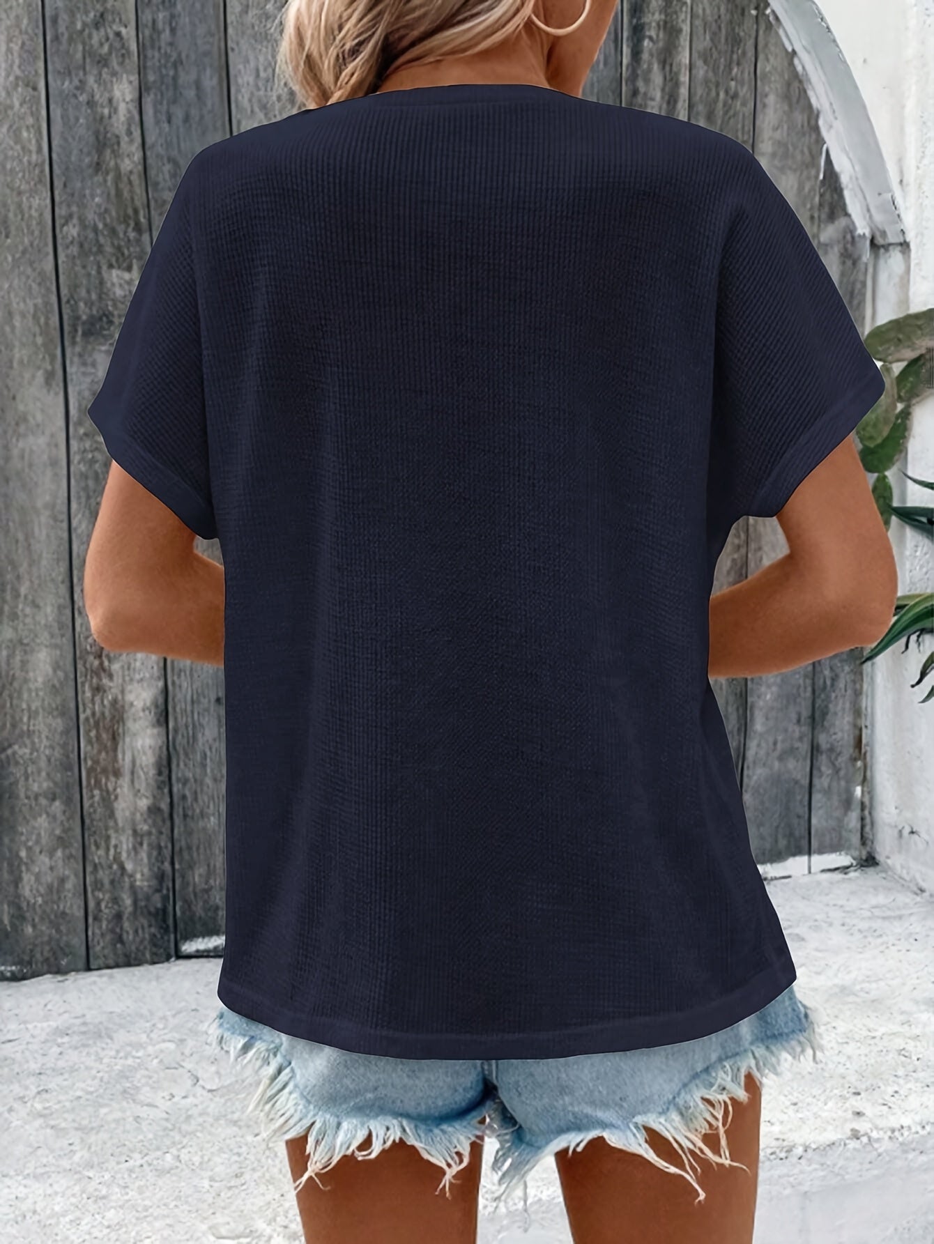 Marylou | Crew Neck Button Front Short Sleeve Top