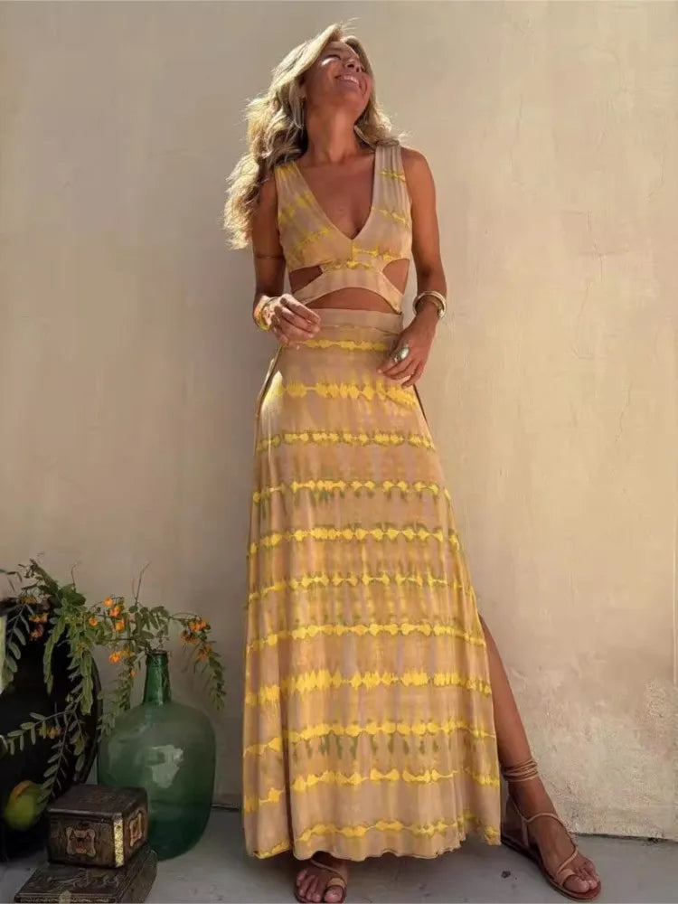 Teigra | Maxi Dress V Neck Cutout Slit