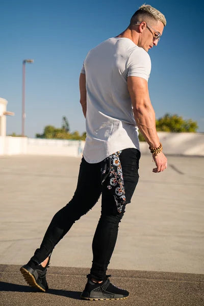 Maxwell - Curved Hem Crewneck T Shirt