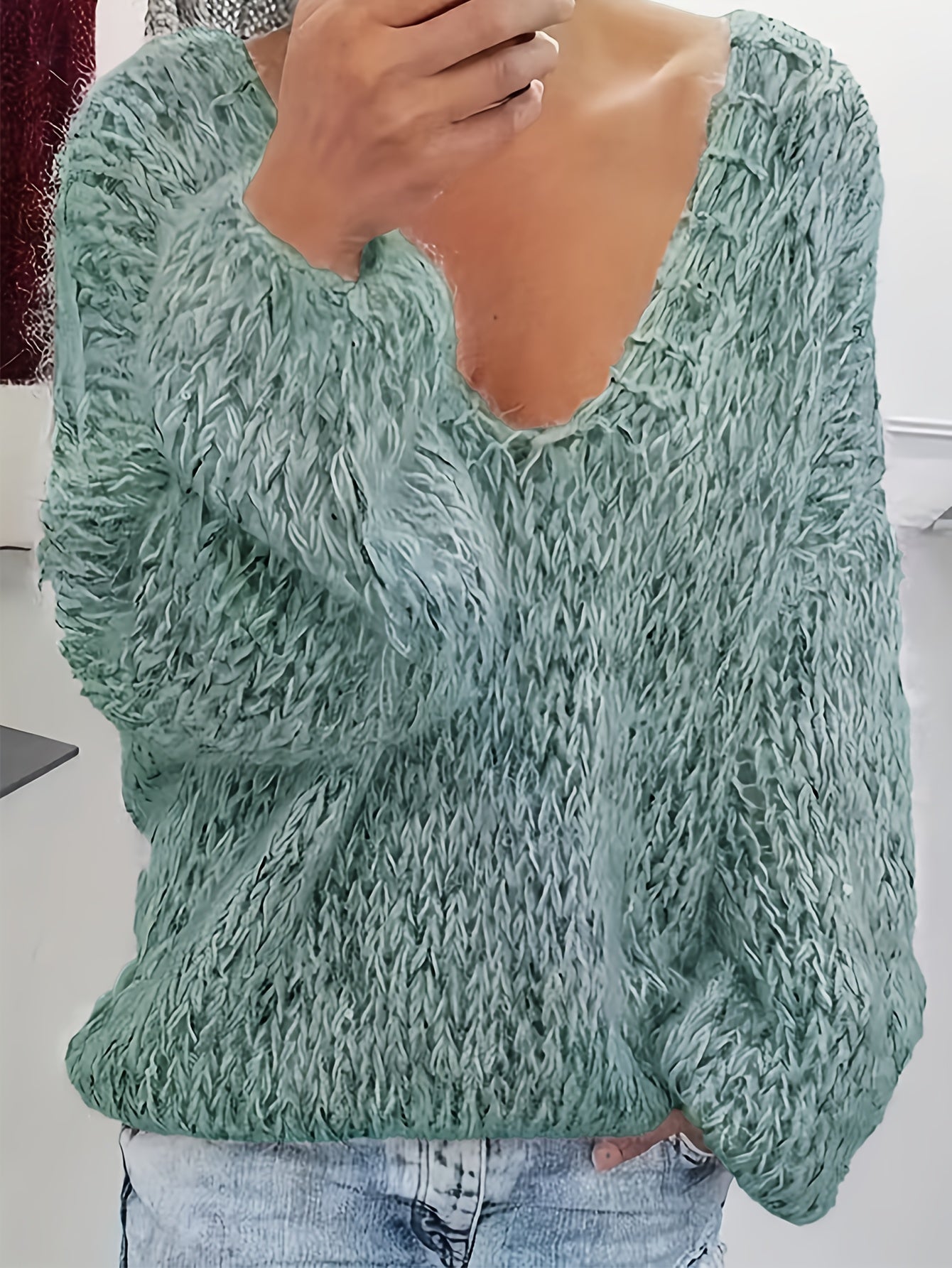 Vriona | Sweater With V-Neck and Long Sleeves
