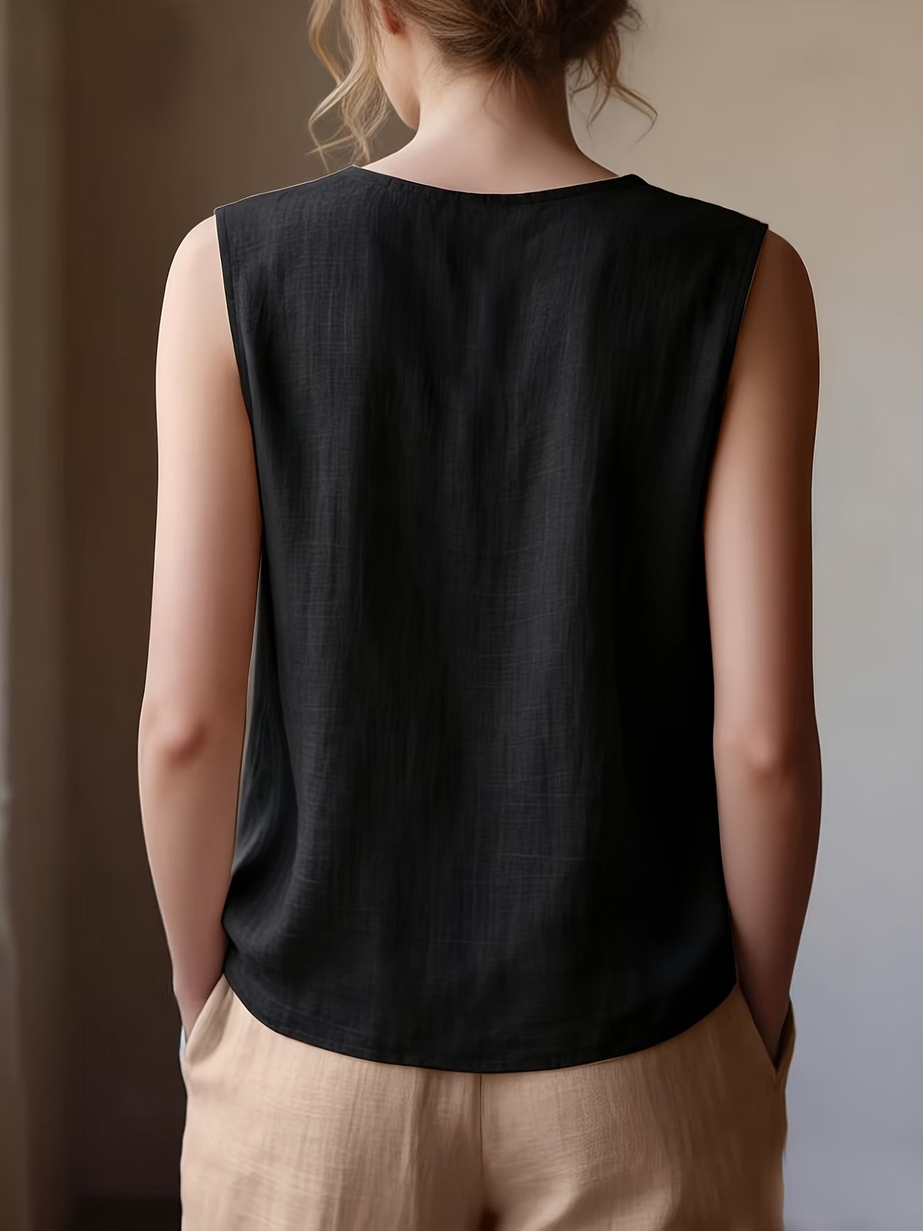 Safiya | Sleeveless Ruffle Neck Loose Blouse
