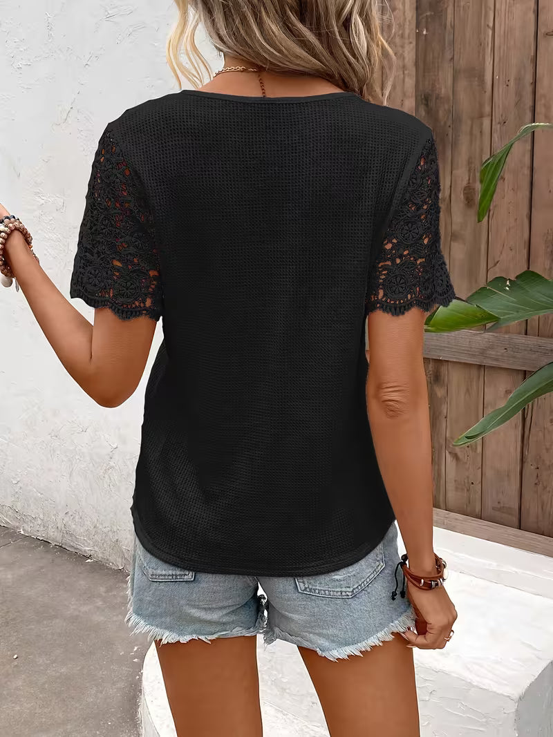 Sinna | Lace Yoke Short Sleeve Henley Top