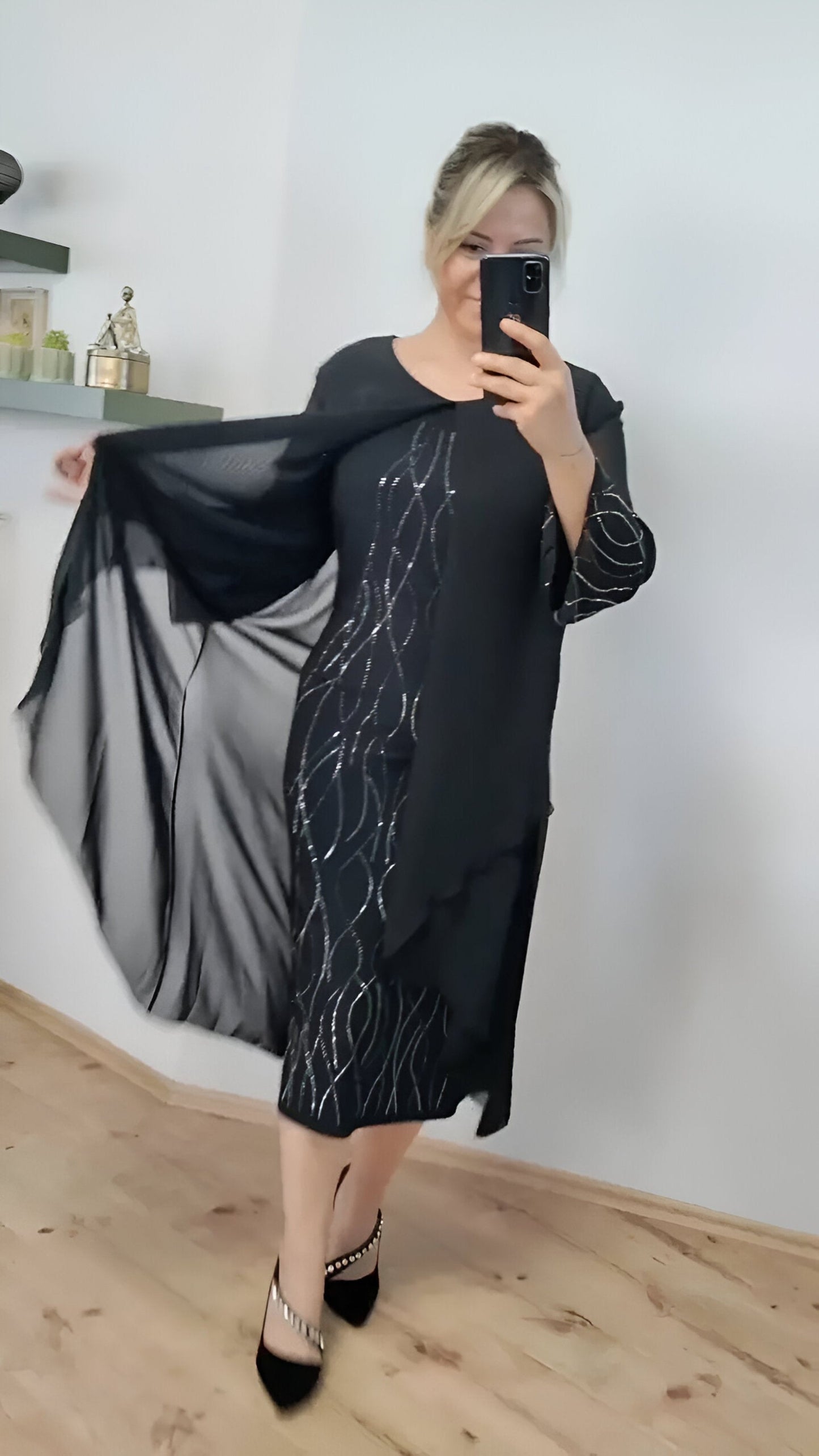 Nienke - Layered Chiffon Overlay Midi Dress