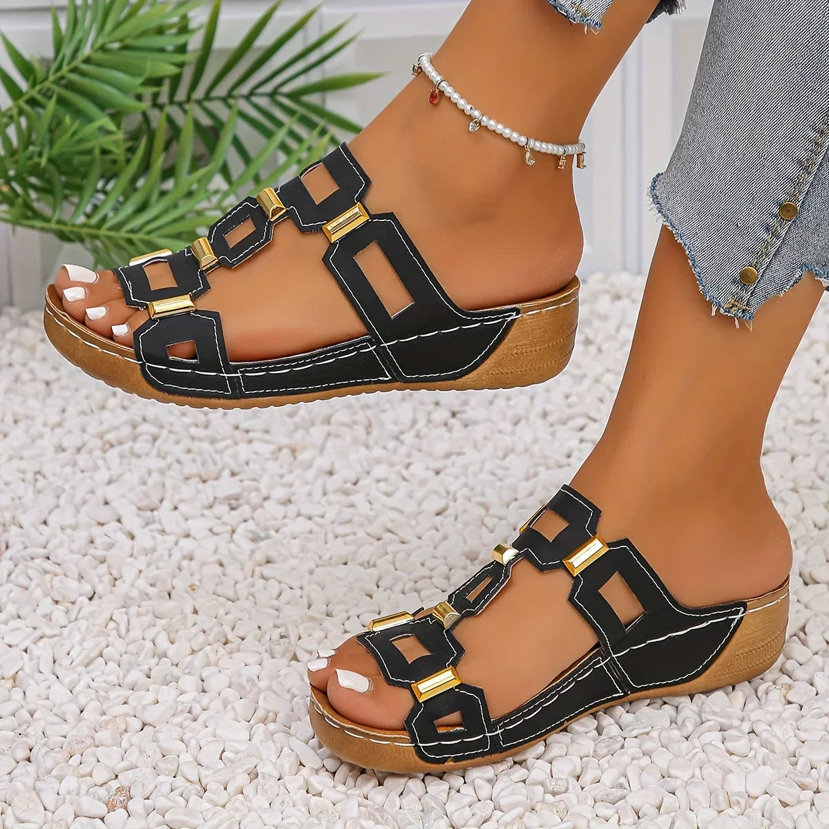 Norika | Open Toe Cutout Slide Sandals