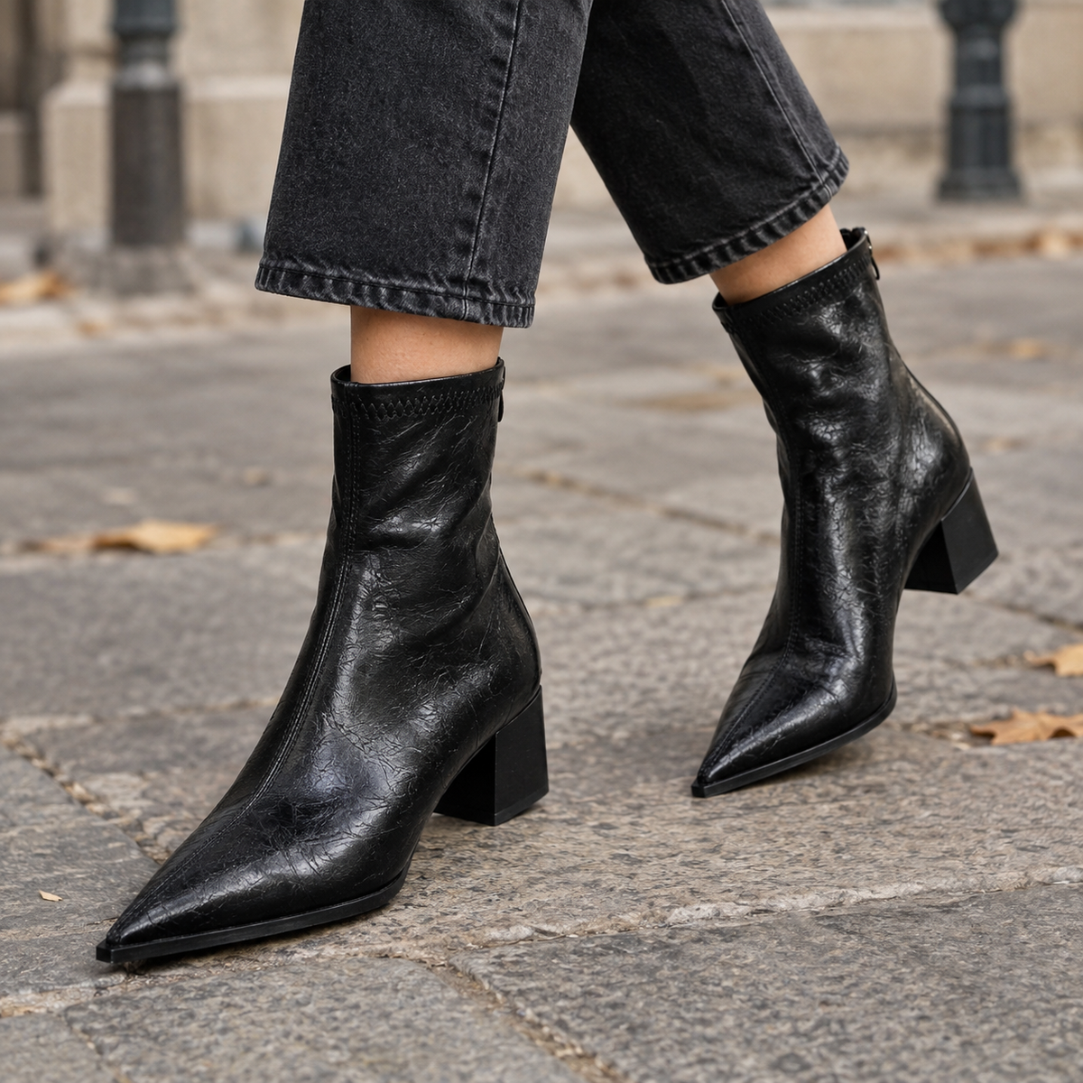 Laururea | Ankle Boots with Pointed Toe and Zipper