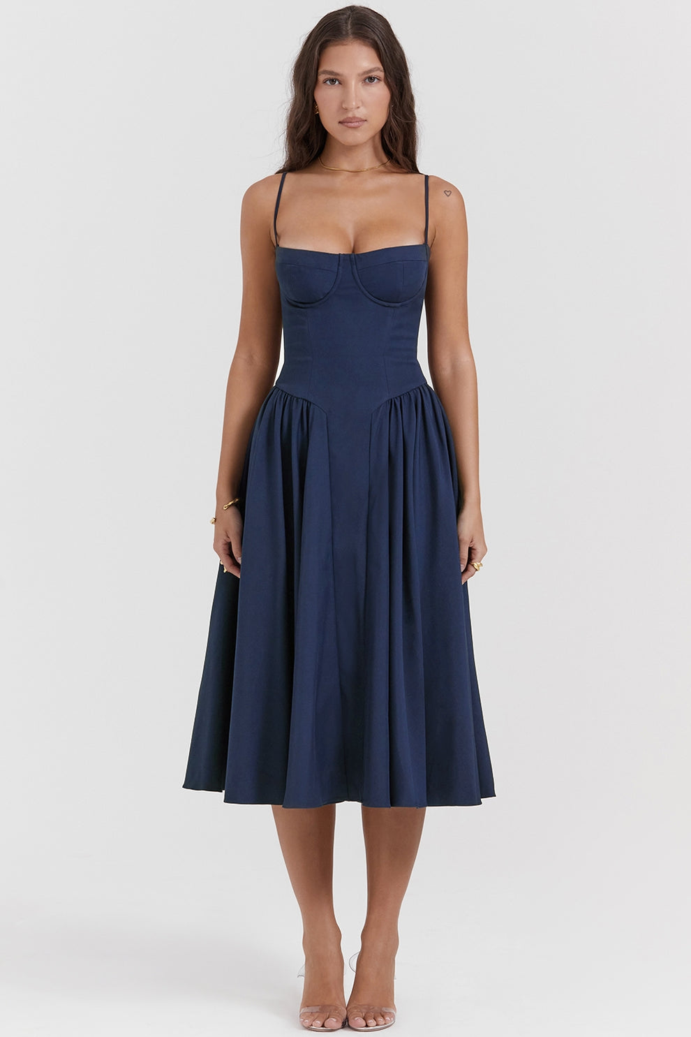 Maissa | Sleeveless Sweetheart Neck Midi Dress