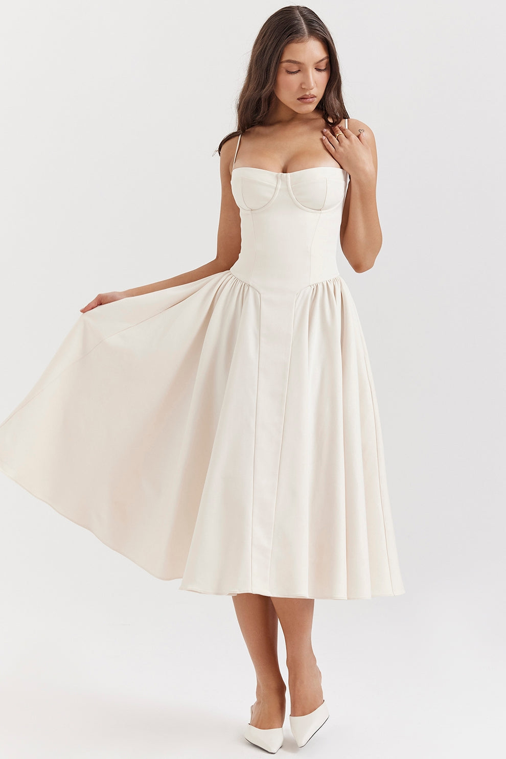 Maissa | Sleeveless Sweetheart Neck Midi Dress