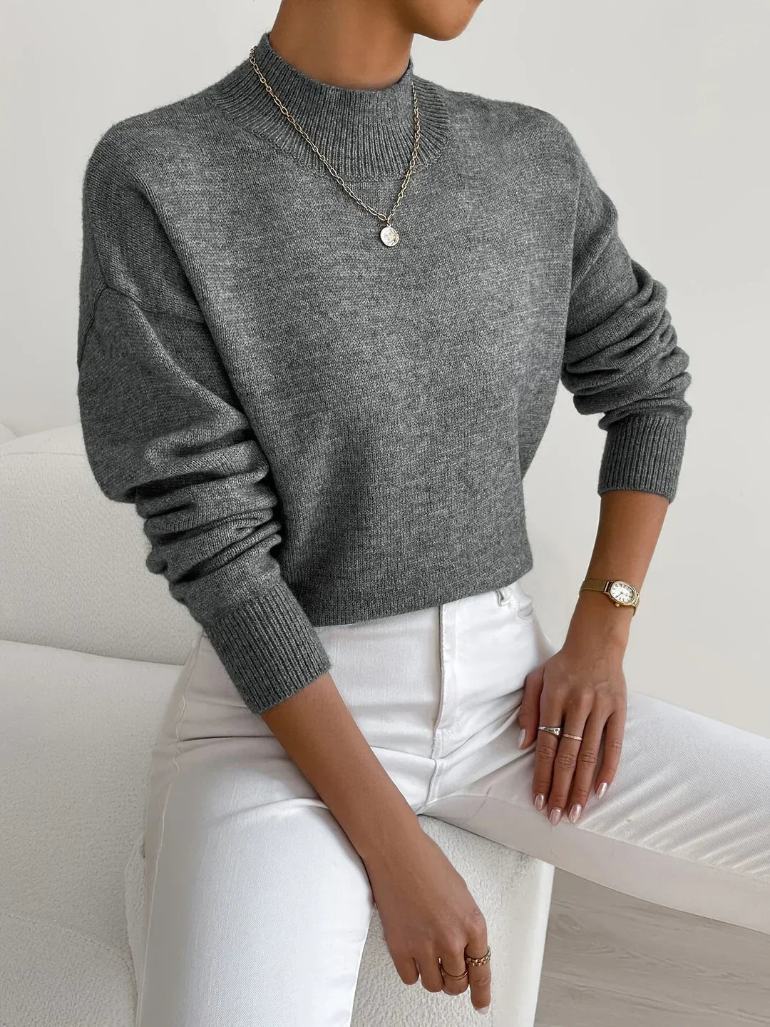 Leslie  | Sweater With Mock Neck and Long Sleeves