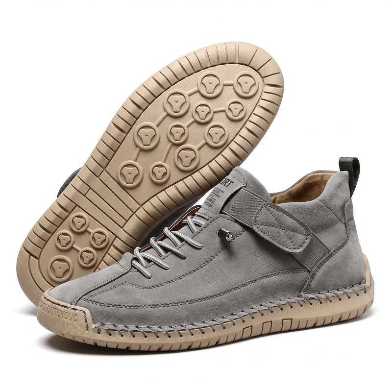 Theresia | Sneakers With Round Toes and Stitched Panels