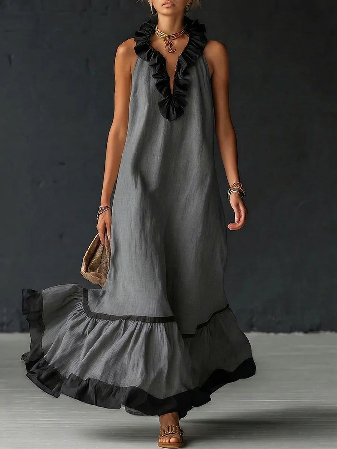 Natja | Maxi Dress Sleeveless Ruffle Neck Contrast Hem