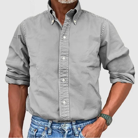 Alejandro | Classic Button-Up Shirt in Khaki