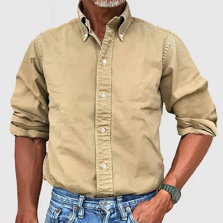 Alejandro | Classic Button-Up Shirt in Khaki
