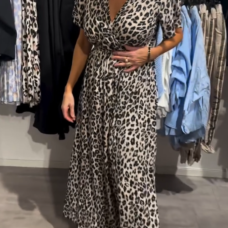 Sirina | Maxi Dress Leopard Print Flutter Sleeve